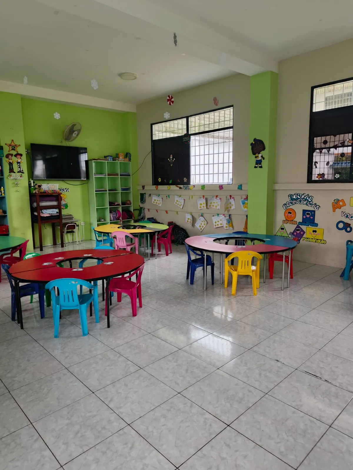 Instalaciones del campus de la Unidad Educativa Particular Abdón Calderón (17)